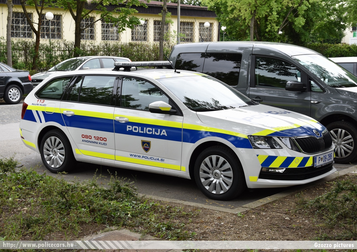 Skoda Octavia III facelift, fotó: Gzozzo pictures
Keywords: szlovén Szlovénia rendőr rendőrautó rendőrség police policecar Slovenia slovenian
