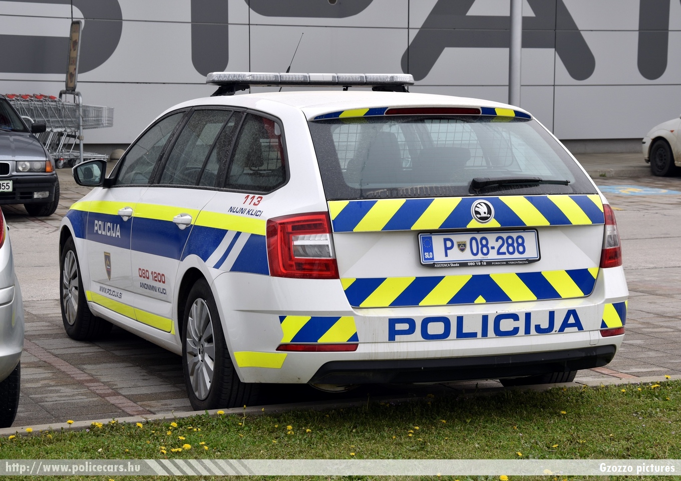 Skoda Octavia III facelift, fotó: Gzozzo pictures
Keywords: szlovén Szlovénia rendőr rendőrautó rendőrség police policecar Slovenia slovenian
