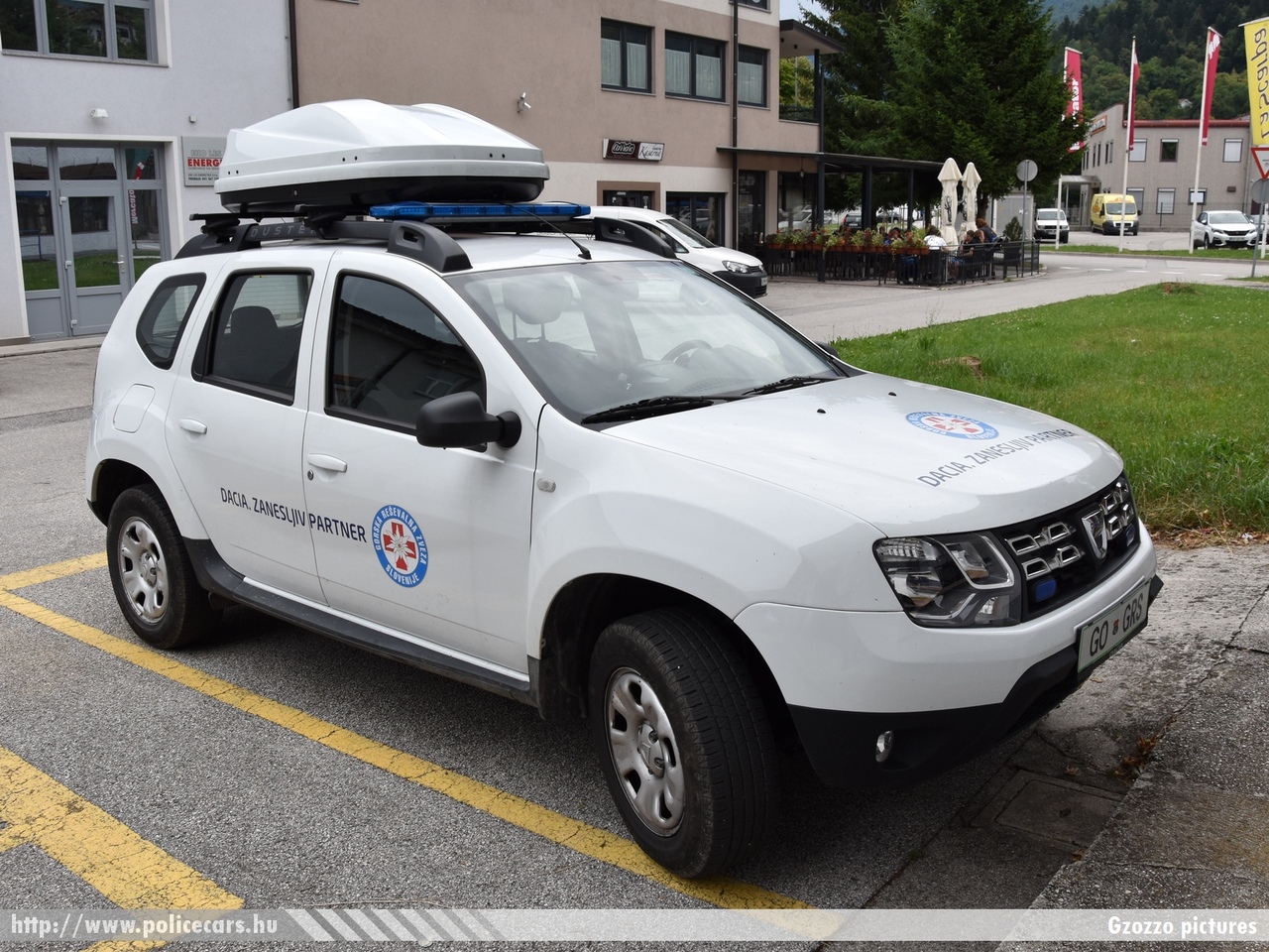 Dacia Duster, fotó: Gzozzo pictures
Keywords: szlovén Szlovénia szlovén slovenian Slovenia mountain rescue hegyimentő