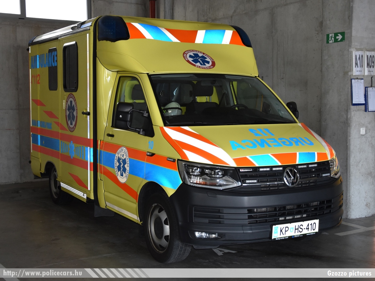 Volkswagen Transporter T6, Izola, fotó: Gzozzo pictures
Keywords: szlovén Szlovénia mentő mentőautó Slovenia slovenian ambulance