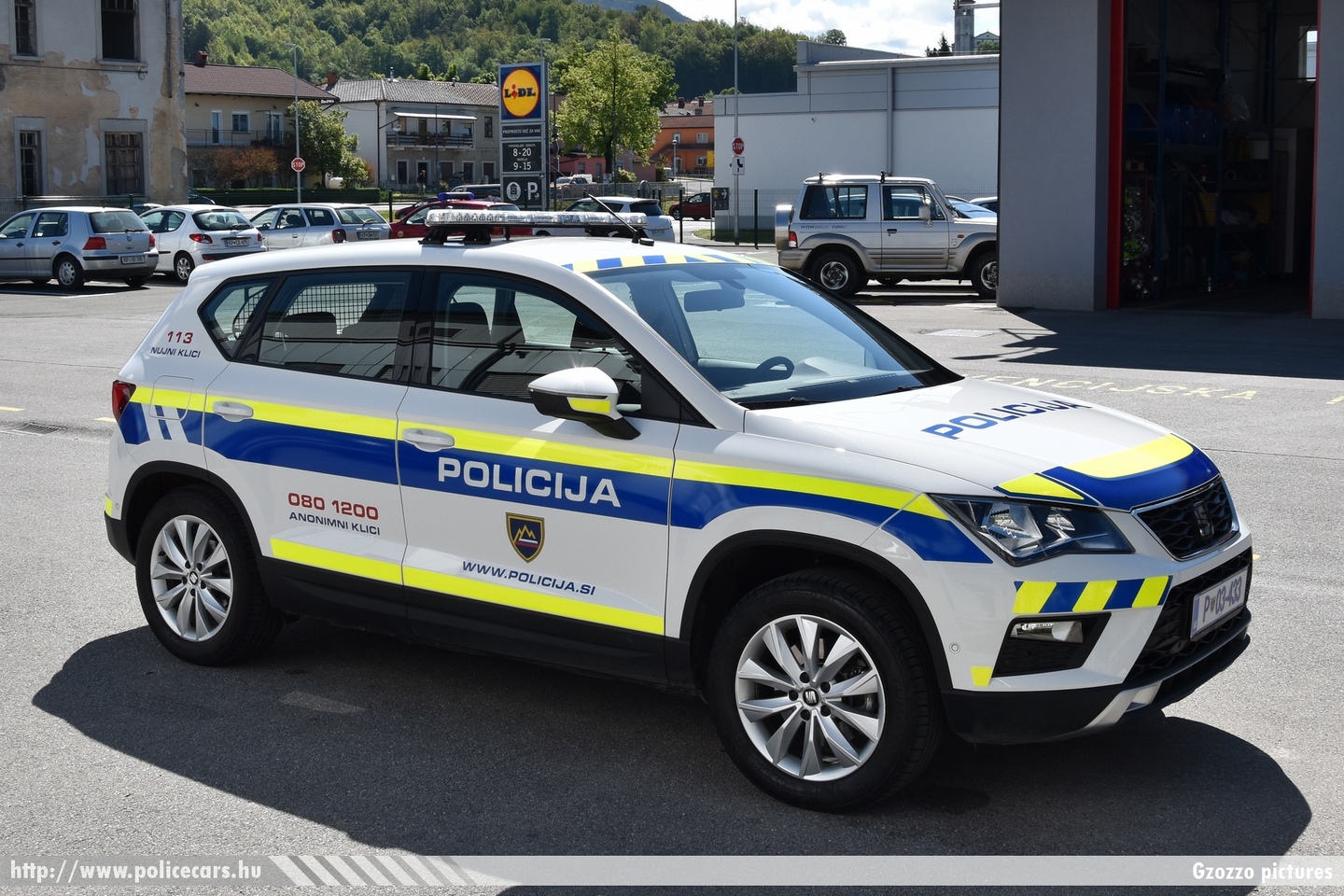 Seat Ateca, fotó: Gzozzo pictures
Keywords: szlovén Szlovénia rendőr rendőrautó rendőrség police policecar Slovenia slovenian