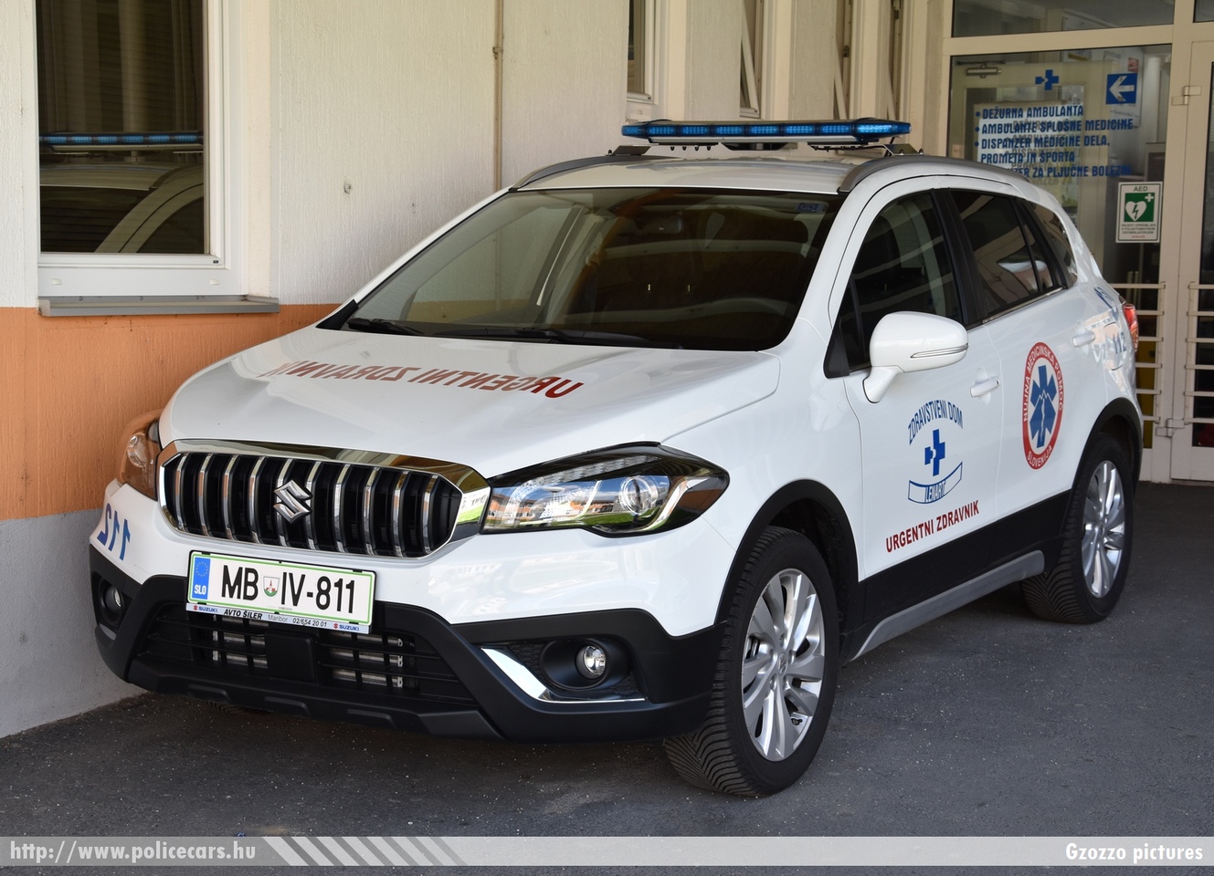 Suzuki SX4 S-Cross, Lenart, fotó: Gzozzo pictures
Keywords: szlovén Szlovénia mentő mentőautó Slovenia slovenian ambulance