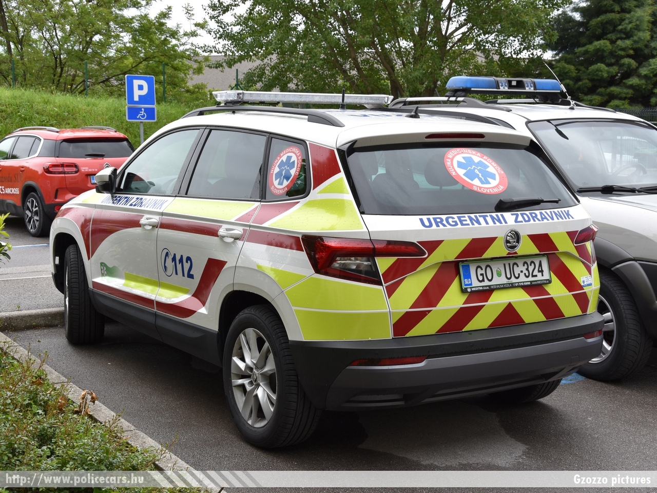 Skoda Karoq, Ajdovscina, fotó: Gzozzo pictures
Keywords: szlovén Szlovénia mentő mentőautó Slovenia slovenian ambulance
