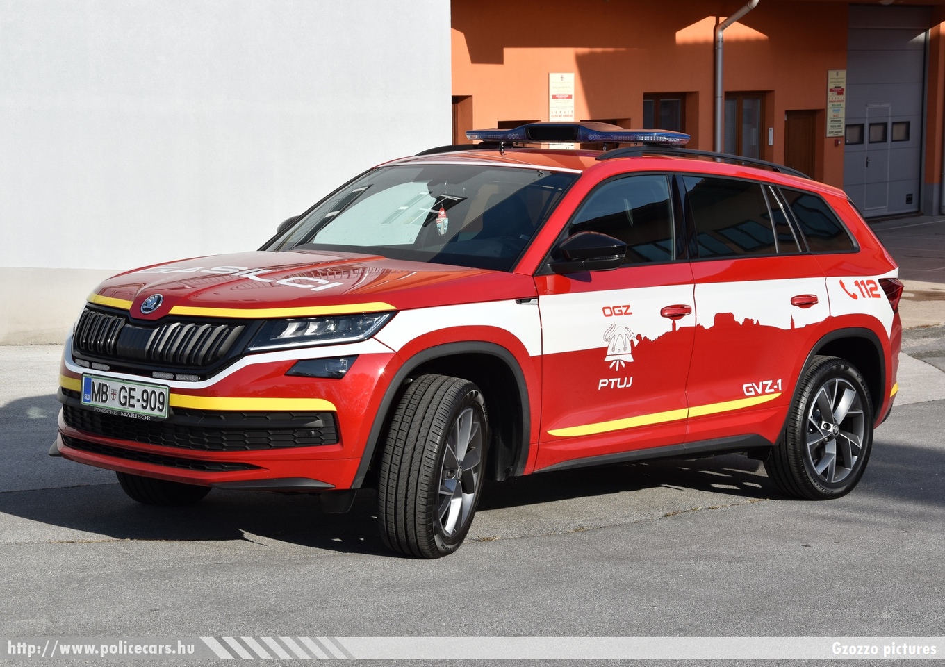 Skoda Kodiaq, Ptuj, fotó: Gzozzo pictures
Keywords: szlovén Szlovénia tûzoltóautó tûzoltóság tûzoltó slovenian Slovenia fire firetruck