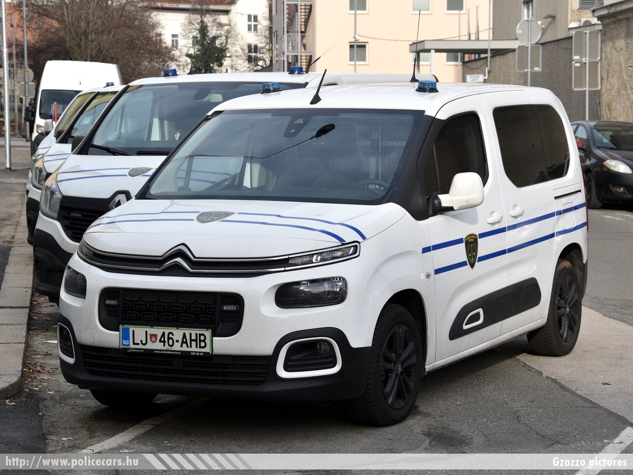 Citroen Berlingo, fotó: Gzozzo pictures
Keywords: szlovén Szlovénia büntetésvégrehajtás justice slovenian Slovenia bv