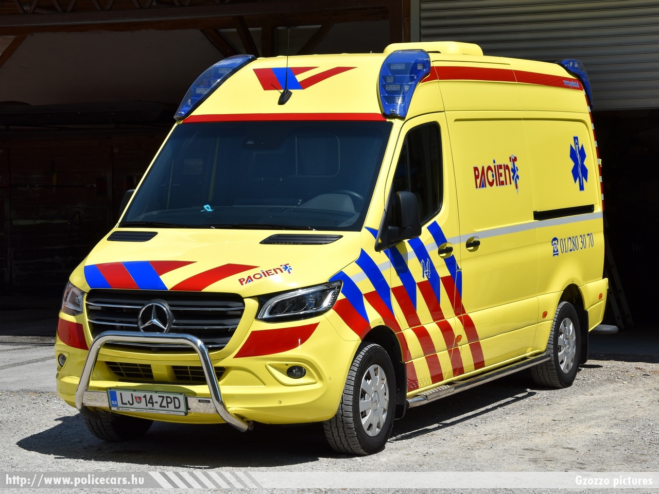 Mercedes Sprinter III, Pacient d.o.o., fotó: Gzozzo pictures
Keywords: szlovén Szlovénia mentő mentőautó Slovenia slovenian ambulance