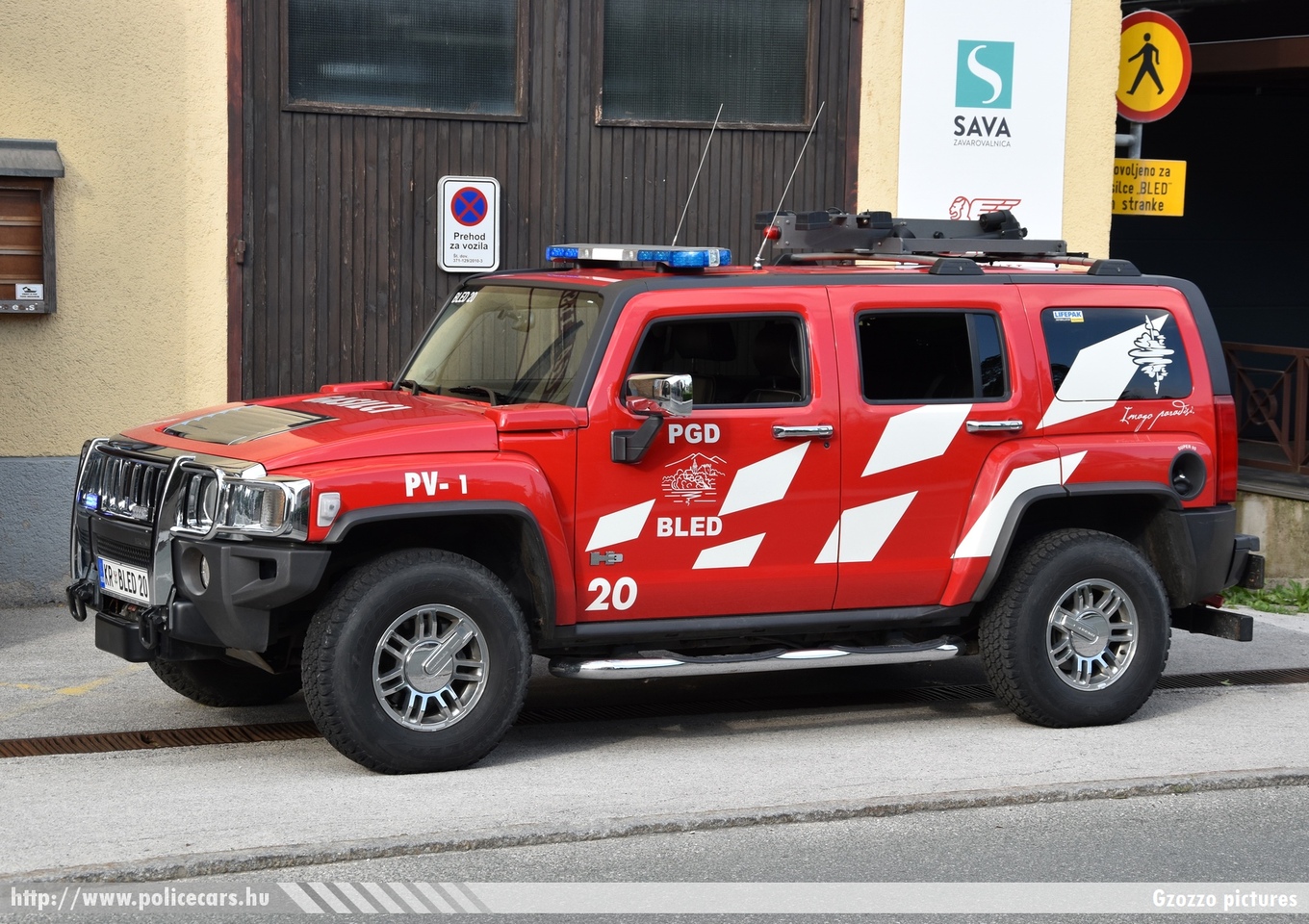 Hummer H3, PGD Bled, fotó: Gzozzo pictures
Keywords: szlovén Szlovénia tûzoltóautó tûzoltóság tûzoltó slovenian Slovenia fire firetruck