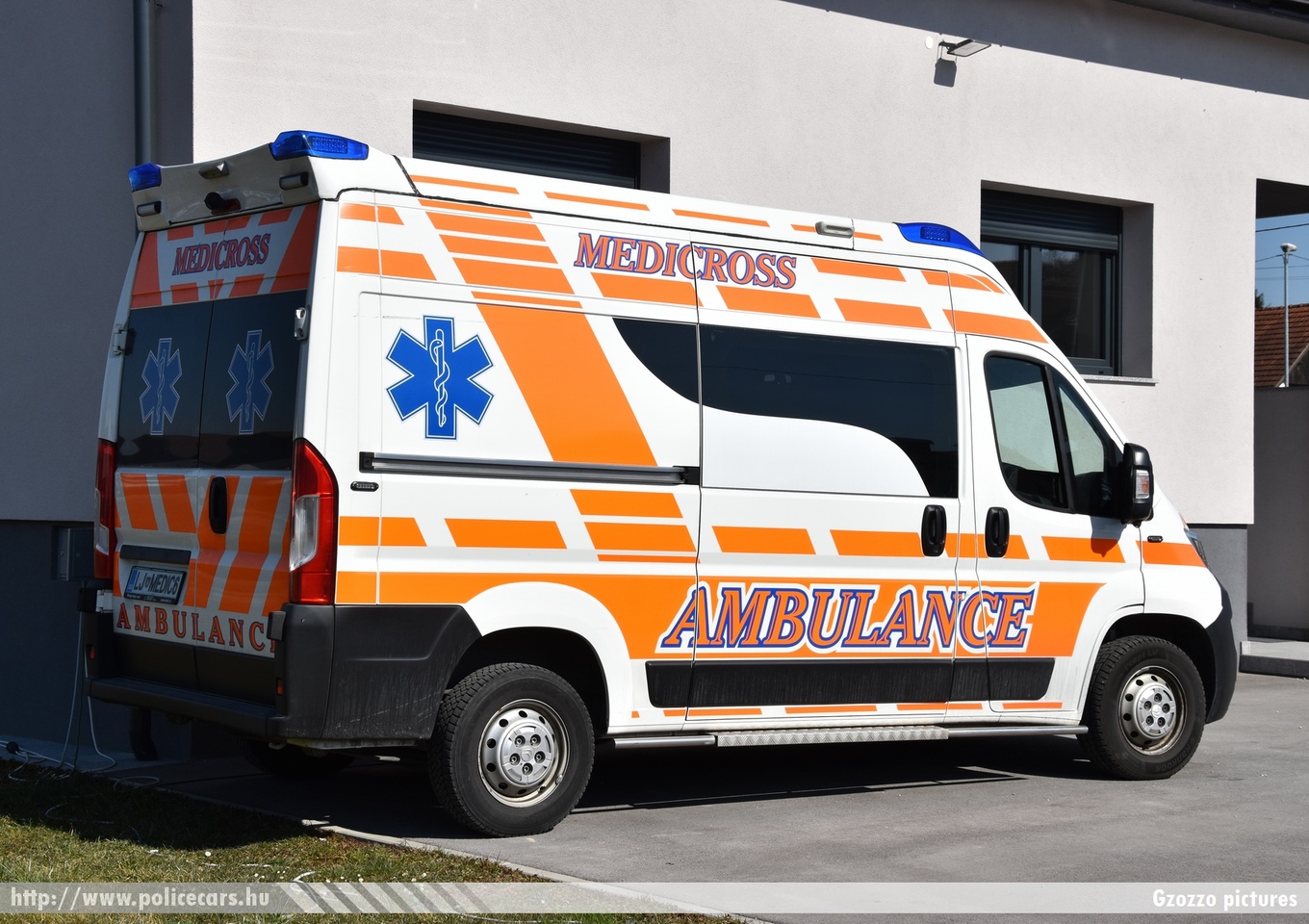 Citroen Jumper, Medicross d.o.o., fotó: Gzozzo pictures
Keywords: szlovén Szlovénia mentő mentőautó Slovenia slovenian ambulance