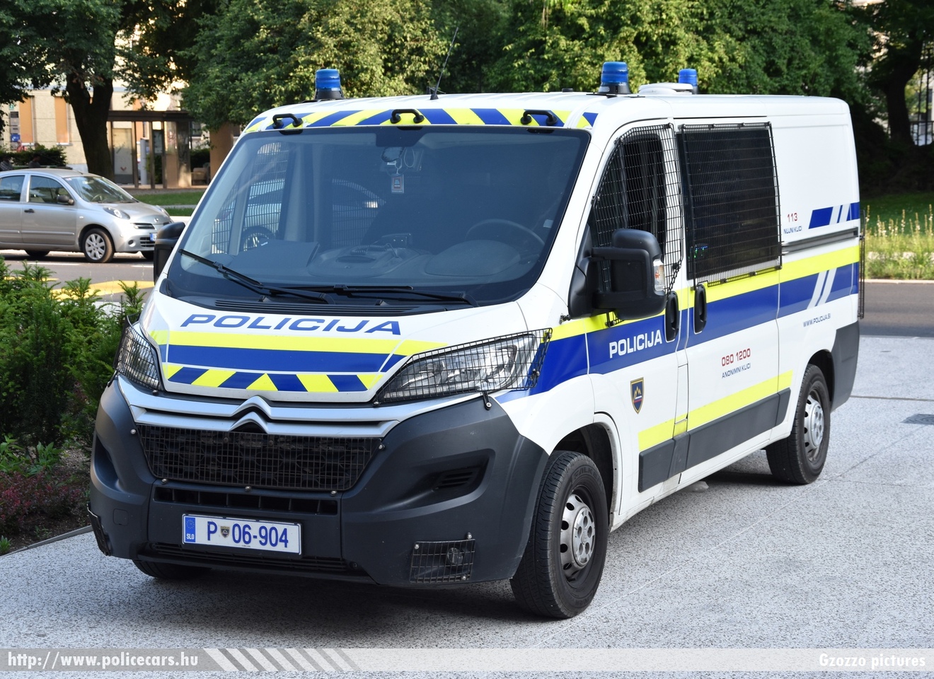 Citroen Jumper, fotó: Gzozzo pictures
Keywords: szlovén Szlovénia rendőr rendőrautó rendőrség police policecar Slovenia slovenian