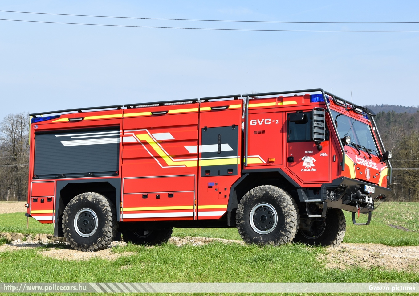 Tatra Force T815 GVC-2, PGD Crnuce, fotó: Gzozzo pictures
Keywords: szlovén Szlovénia tûzoltóautó tûzoltóság tûzoltó slovenian Slovenia fire firetruck