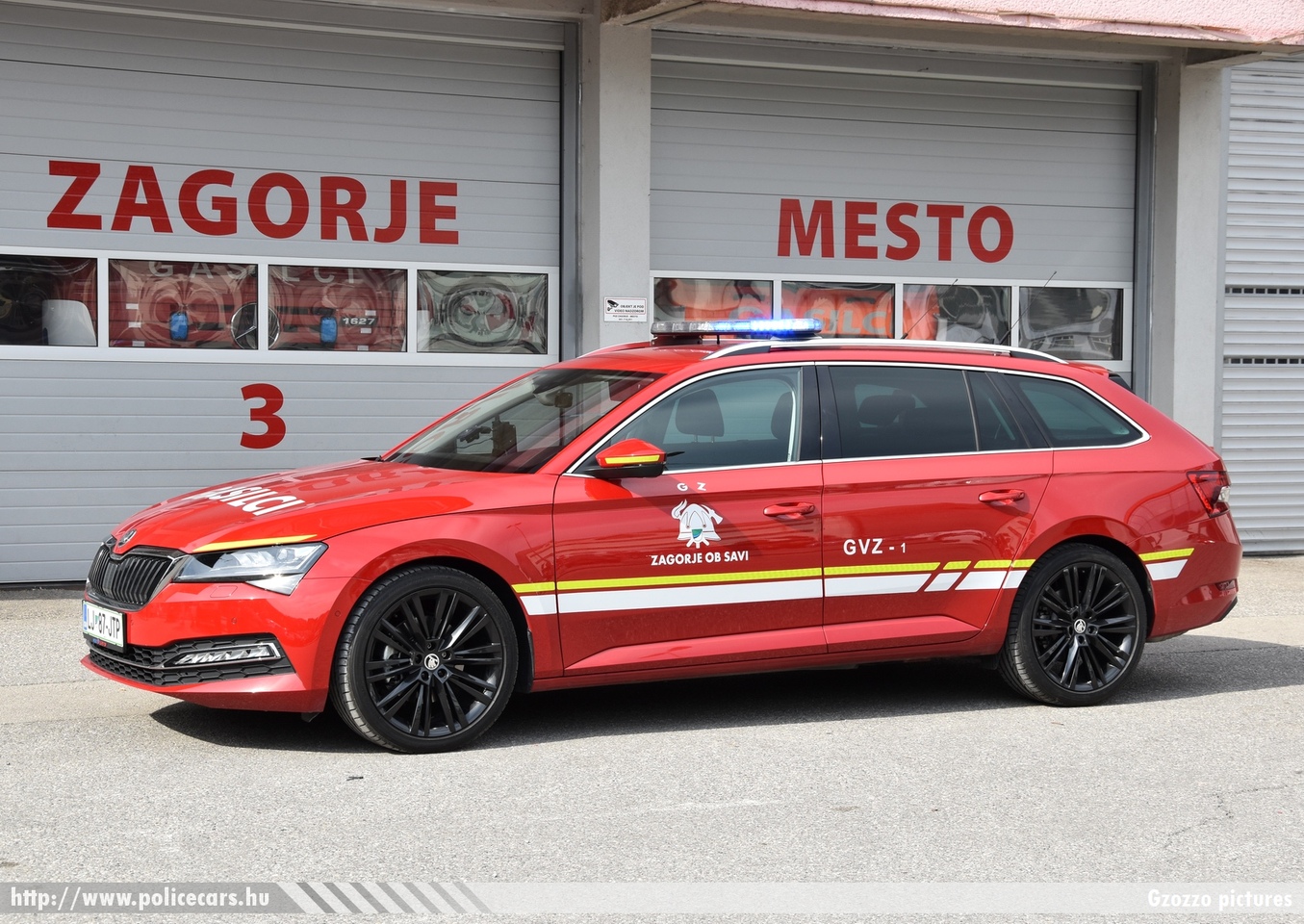Skoda Superb GVZ-1, Gasilska Zveza Zagorje ob Savi, fotó: Gzozzo pictures
Keywords: szlovén Szlovénia tûzoltóautó tûzoltóság tûzoltó slovenian Slovenia fire firetruck