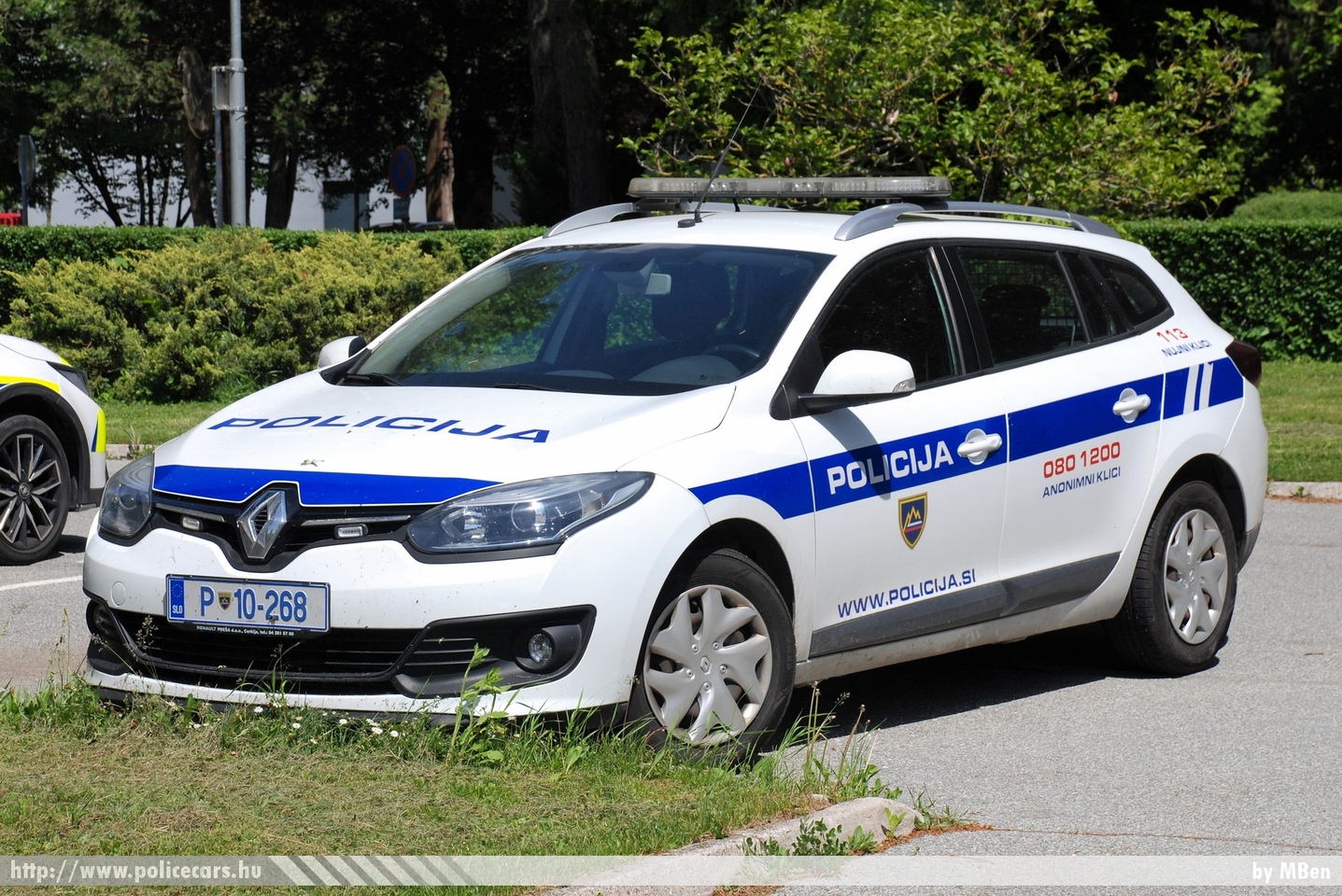 Renault Megane, fotó: MBen
Keywords: szlovén Szlovénia rendőr rendőrautó rendőrség police policecar Slovenia slovenian policija