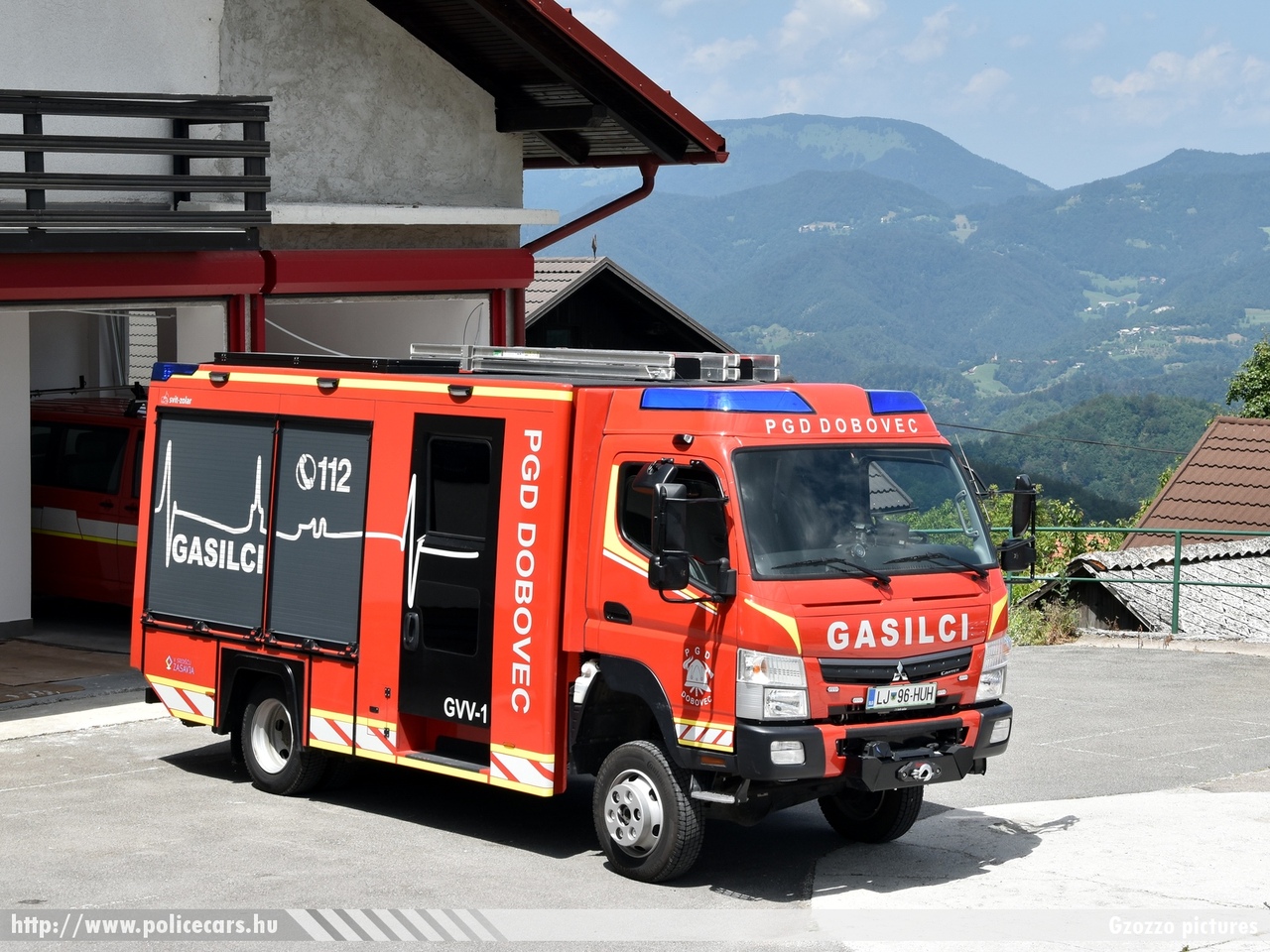 Mitsubishi Fuso Canter GVV-1 (gasilsko vozilo z vodo) Svit Zolar, PGD Dobovec, fotó: Gzozzo pictures
Keywords: szlovén Szlovénia tûzoltóautó tûzoltóság tûzoltó slovenian Slovenia fire firetruck