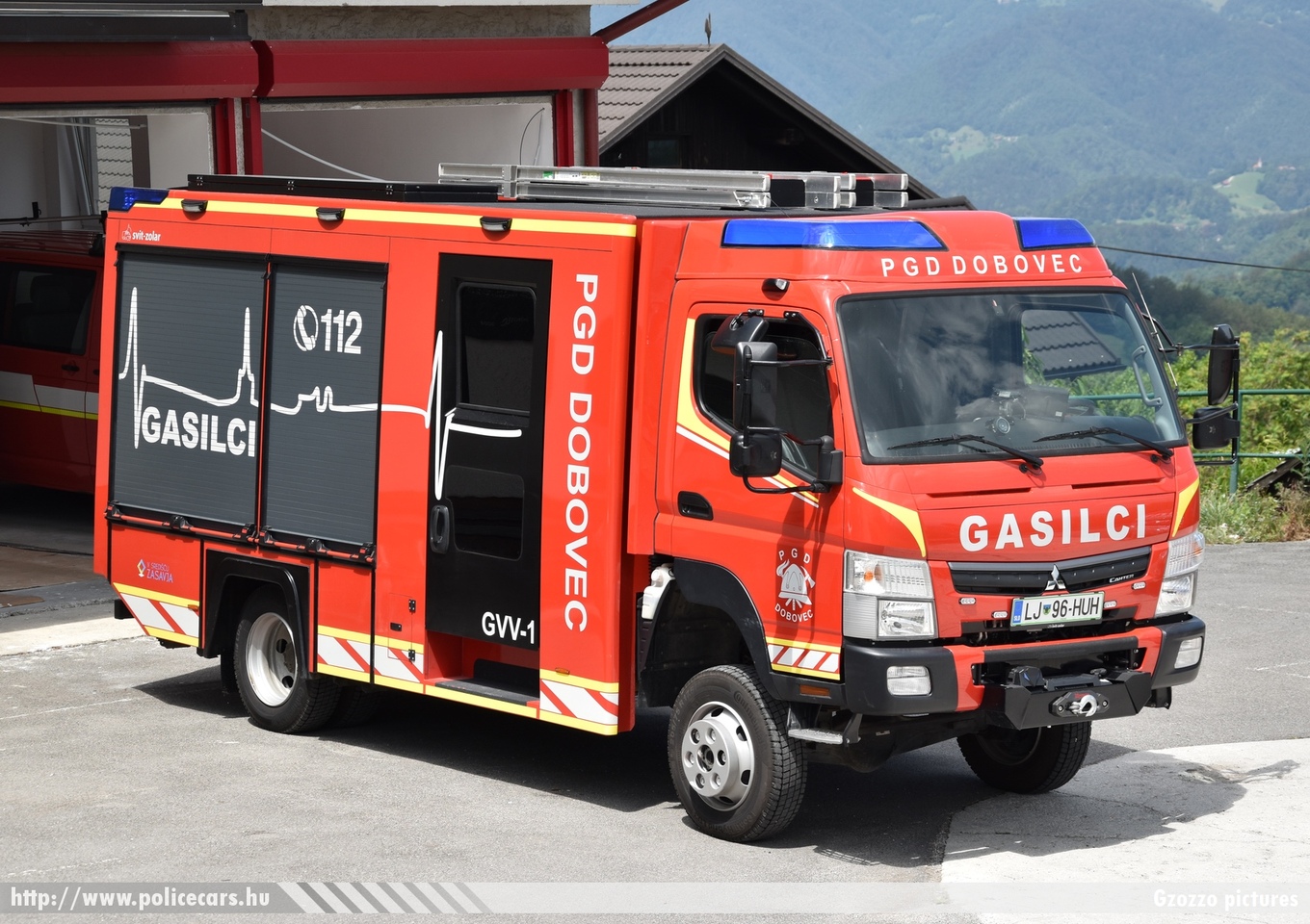 Mitsubishi Fuso Canter GVV-1 (gasilsko vozilo z vodo) Svit Zolar, PGD Dobovec, fotó: Gzozzo pictures
Keywords: szlovén Szlovénia tûzoltóautó tûzoltóság tûzoltó slovenian Slovenia fire firetruck