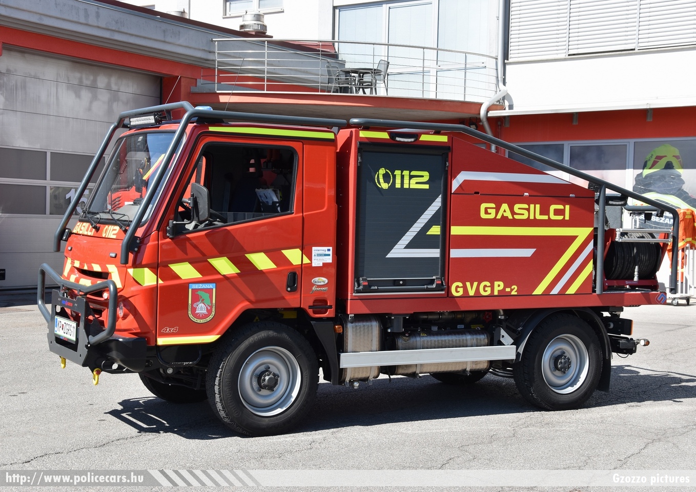 Bonetti 2020 F100x 4×4 GVGP-2 (gasilsko vozilo za gašenje gozdnih požarov),  Zavod za gasilno in reševalno službo (ZGRS) Sežana, fotó: Gzozzo pictures
Keywords: szlovén Szlovénia tûzoltóautó tûzoltóság tûzoltó slovenian Slovenia fire firetruck