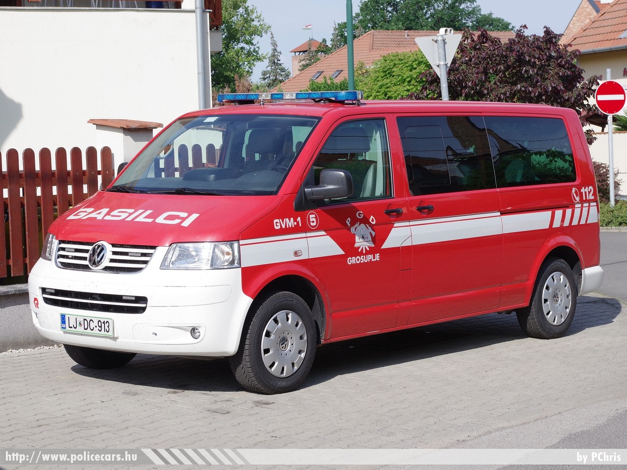 Volkswagen Transporter T5, PGD Grosuplje, fotó: PChris
Keywords: szlovén Szlovénia tûzoltóautó tûzoltóság tûzoltó slovenian Slovenia fire firetruck