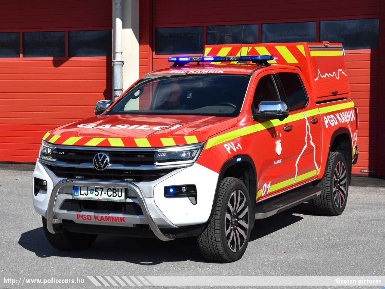 Volkswagen Amarok PV-1 (poveljnisko vozilo), PGD Kamnik, fotó: Gzozzo pictures
Keywords: szlovén Szlovénia tûzoltóautó tûzoltóság tûzoltó slovenian Slovenia fire firetruck