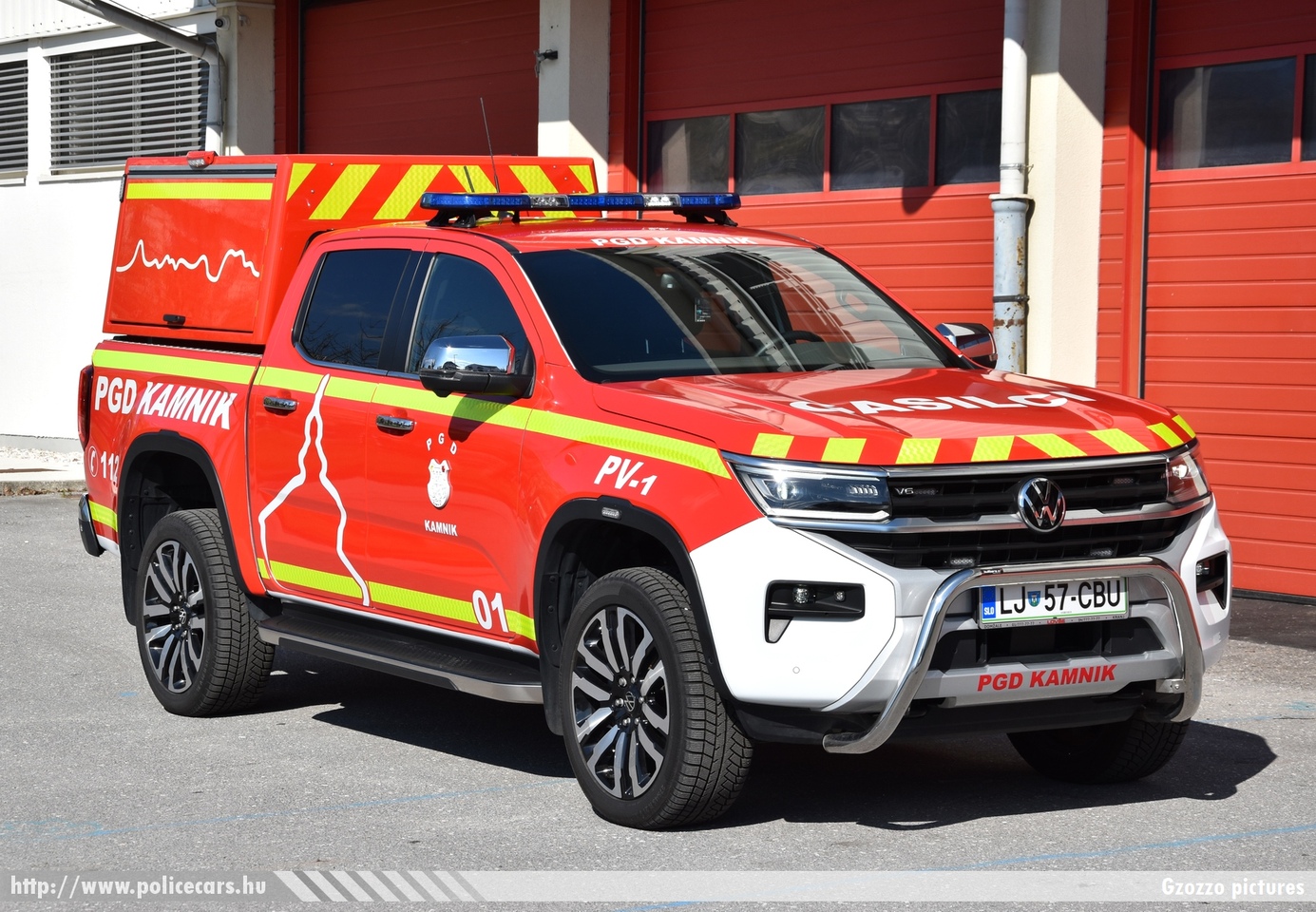 Volkswagen Amarok PV-1 (poveljnisko vozilo), PGD Kamnik, fotó: Gzozzo pictures
Keywords: szlovén Szlovénia tûzoltóautó tûzoltóság tûzoltó slovenian Slovenia fire firetruck