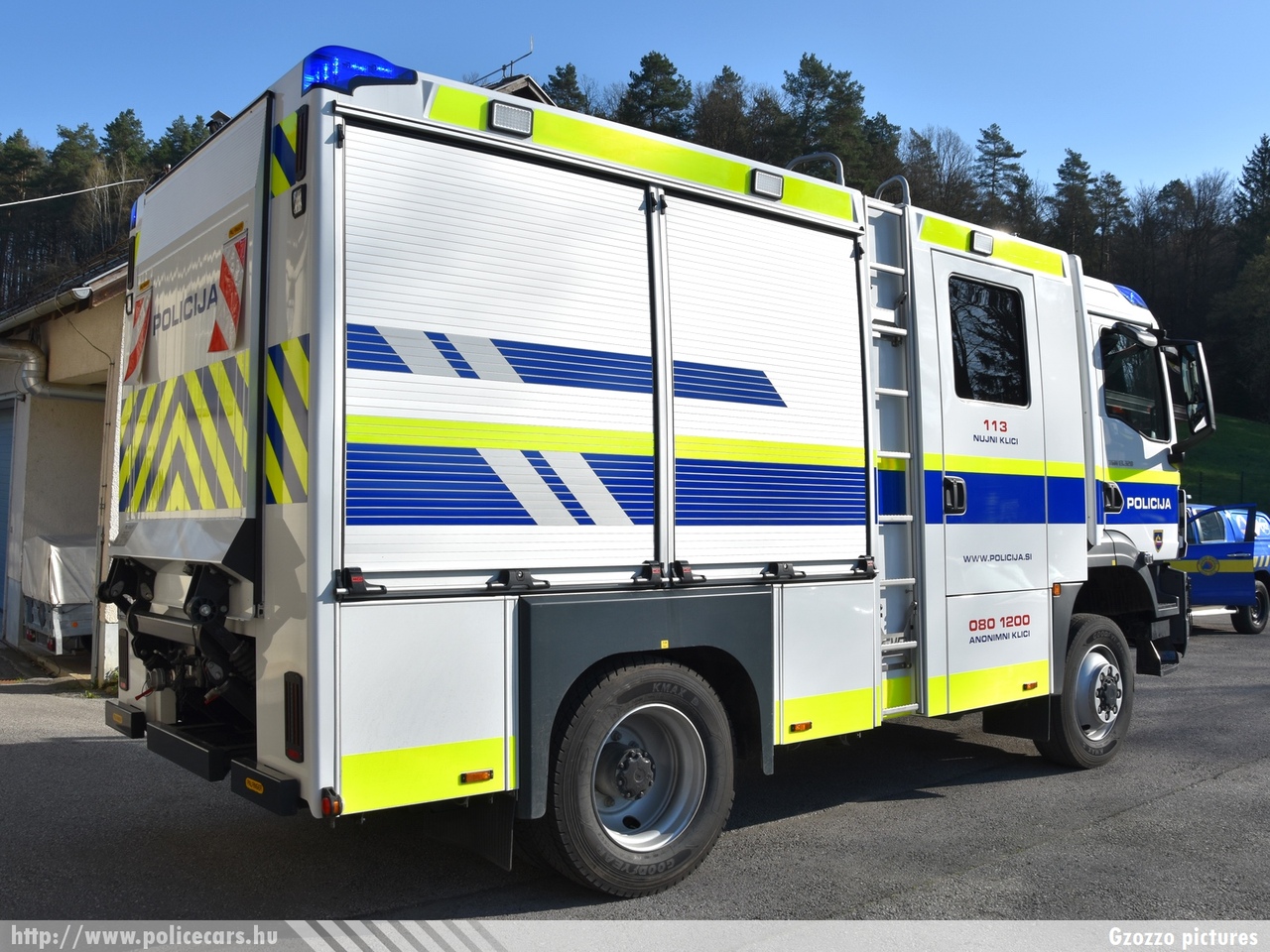 MAN TGM 13.320, fotó: Gzozzo pictures
Keywords: szlovén Szlovénia rendőr rendőrautó rendőrség police policecar Slovenia slovenian policija