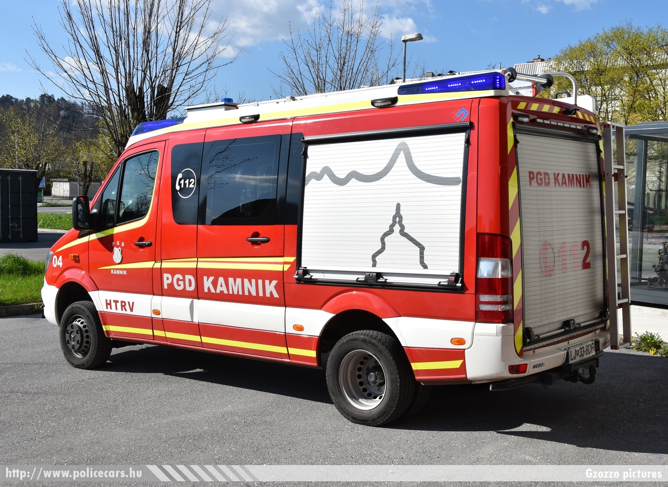 Mercedes Sprinter II facelift Webo HTRV (hitro tehnično reševalno vozilo), PGD Kamnik, fotó: Gzozzo pictures
Keywords: szlovén Szlovénia tûzoltóautó tûzoltóság tûzoltó slovenian Slovenia fire firetruck