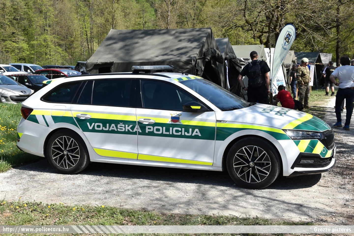 Skoda Octavia IV, Slovenska vojska, Vojska policija, fotó: Gzozzo pictures
Keywords: szlovén Szlovénia katonai slovenian Slovenia military rendőr rendőrautó rendőrség katonai rendészet police policecar
