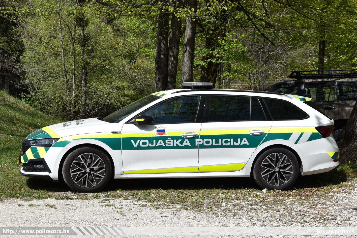 Skoda Octavia IV, Slovenska vojska, Vojska policija, fotó: Gzozzo pictures
Keywords: szlovén Szlovénia katonai slovenian Slovenia military rendőr rendőrautó rendőrség katonai rendészet police policecar