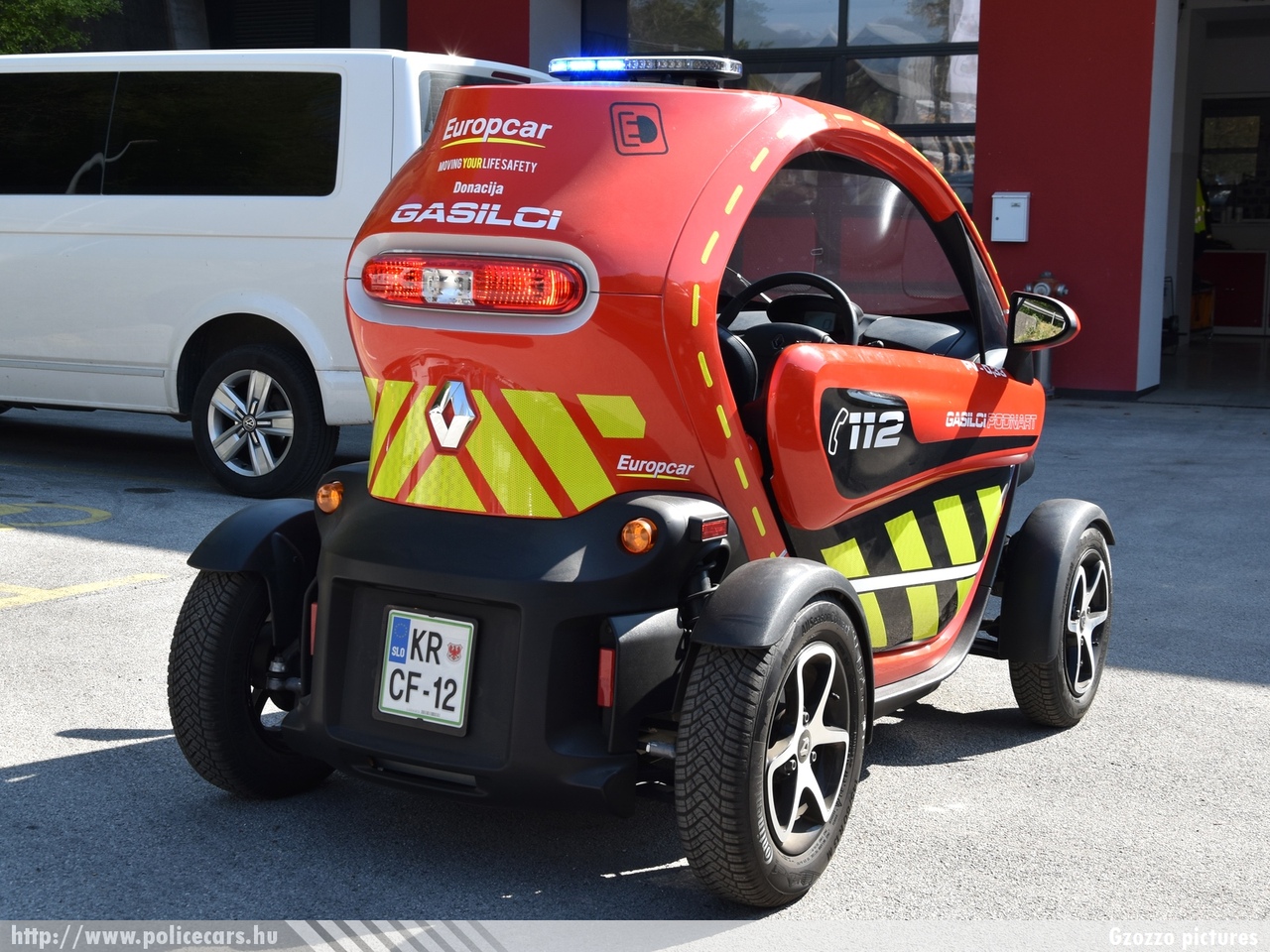Renault Twizy PV-0,33, PGD Podnart, fotó: Gzozzo pictures
Keywords: szlovén Szlovénia tûzoltóautó tûzoltóság tûzoltó slovenian Slovenia fire firetruck