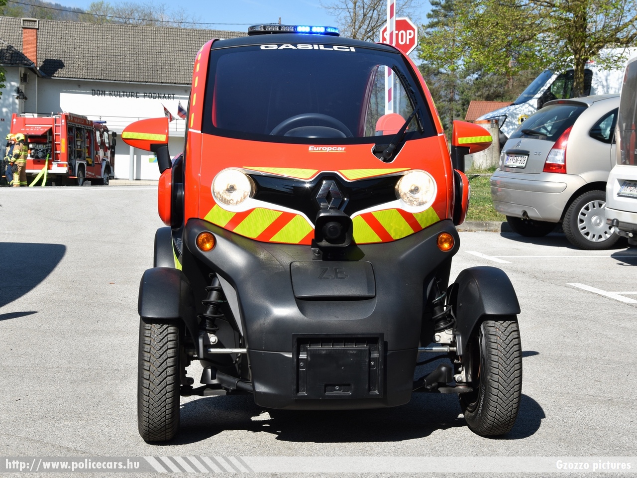 Renault Twizy PV-0,33, PGD Podnart, fotó: Gzozzo pictures
Keywords: szlovén Szlovénia tûzoltóautó tûzoltóság tûzoltó slovenian Slovenia fire firetruck