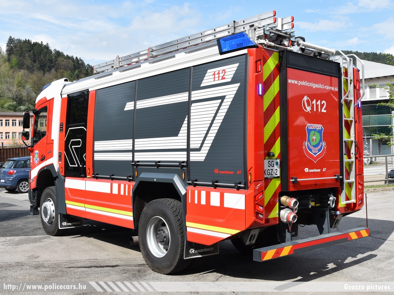 Volvo FMX 440-44R GVC-1 Rosenbauer, Koroški Gasilski Zavod Ravne na Koroškem - Poklicna Gasilska Enota Ravne, fotó: Gzozzo pictures
Keywords: szlovén Szlovénia tûzoltóautó tûzoltóság tûzoltó slovenian Slovenia fire firetruck