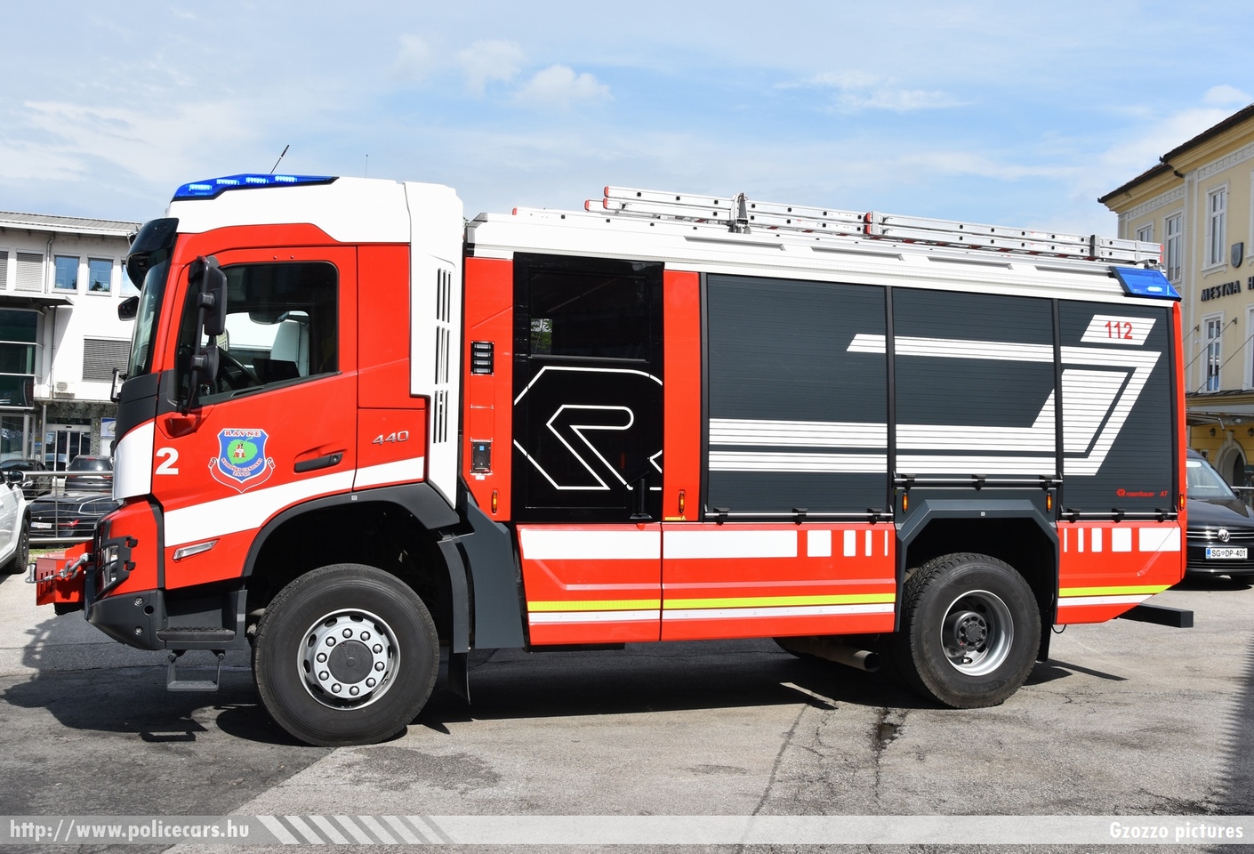 Volvo FMX 440-44R GVC-1 Rosenbauer, Koroški Gasilski Zavod Ravne na Koroškem - Poklicna Gasilska Enota Ravne, fotó: Gzozzo pictures
Keywords: szlovén Szlovénia tûzoltóautó tûzoltóság tûzoltó slovenian Slovenia fire firetruck