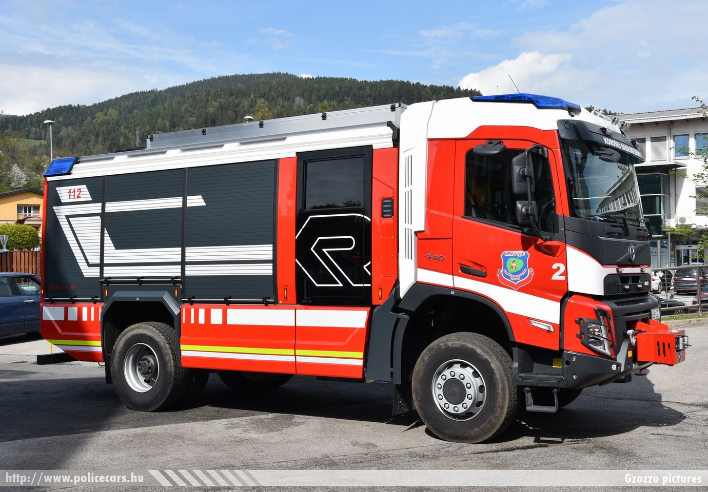 Volvo FMX 440-44R GVC-1 Rosenbauer, Koroški Gasilski Zavod Ravne na Koroškem - Poklicna Gasilska Enota Ravne, fotó: Gzozzo pictures
Keywords: szlovén Szlovénia tûzoltóautó tûzoltóság tûzoltó slovenian Slovenia fire firetruck