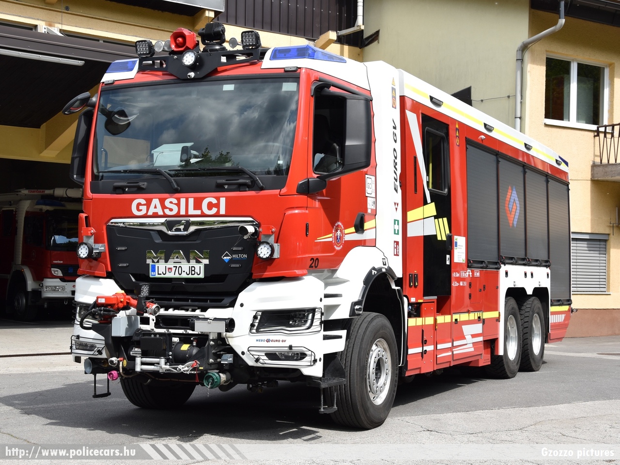 MAN TGS 33.510 Euro GV DSGV (Dvopotno specialno gasilsko vozilo), Gasilsko reševalna služba Jesenice, fotó: Gzozzo pictures
Keywords: szlovén Szlovénia tûzoltóautó tûzoltóság tûzoltó slovenian Slovenia fire firetruck