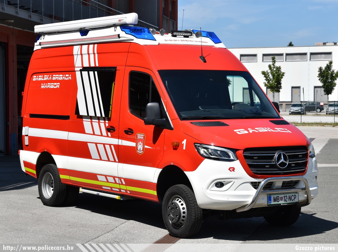 Mercedes Sprinter III, Gasilska brigada Maribor, fotó: Gzozzo pictures
Keywords: szlovén Szlovénia tûzoltóautó tûzoltóság tûzoltó slovenian Slovenia fire firetruck