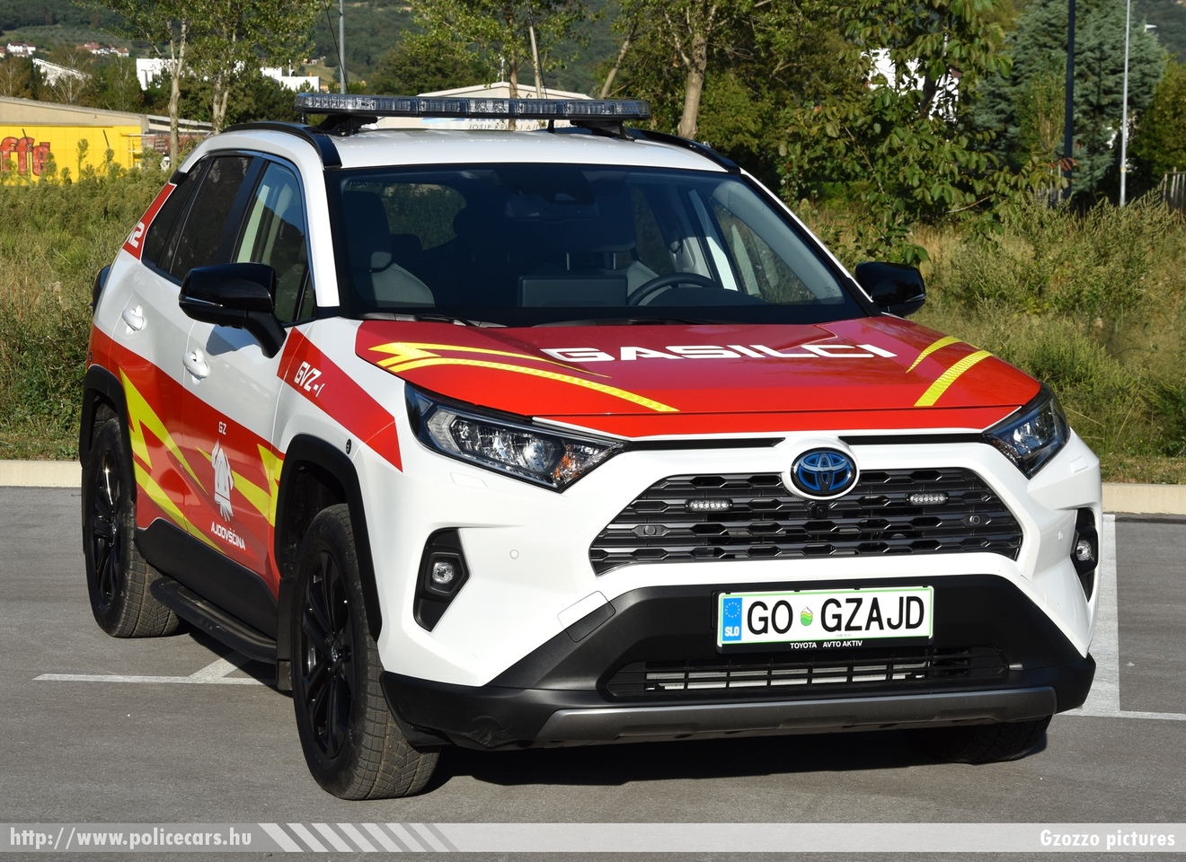 Toyota RAV4 GVZ-1, Gasilska zveza Ajdovščina, fotó: Gzozzo pictures
Keywords: szlovén Szlovénia tûzoltóautó tûzoltóság tûzoltó slovenian Slovenia fire firetruck