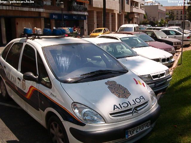Citroen Xsara Picasso, fotó: Kinguc
Keywords: rendőr rendőrautó rendőrség spanyol Spanyolország