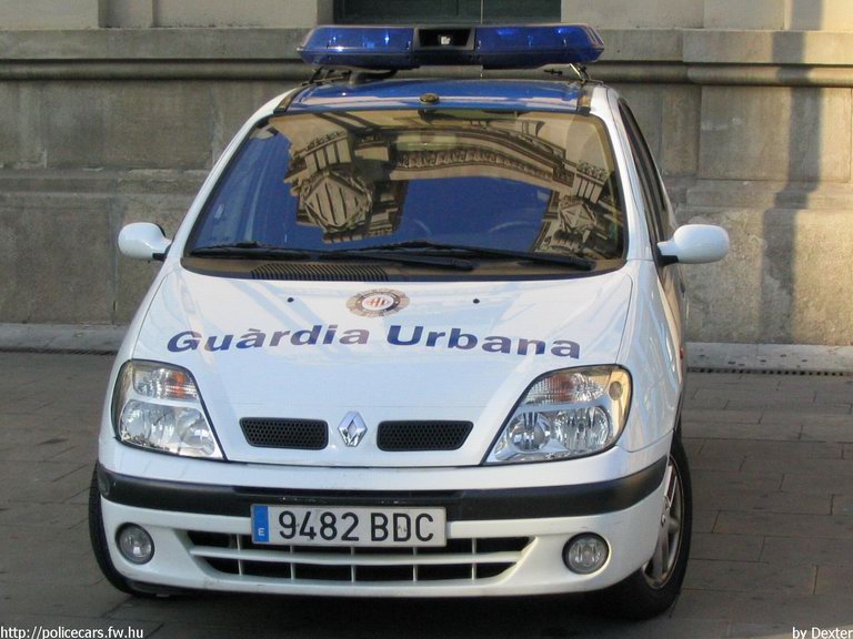 Renault Scenic, fotó: Dexter
Keywords: rendőr rendőrautó rendőrség spanyol Spanyolország