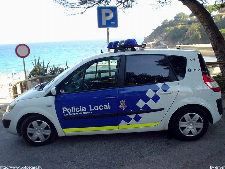 Renault Scenic, fotó: driver
Keywords: rendőr rendőrautó rendőrség spanyol Spanyolország