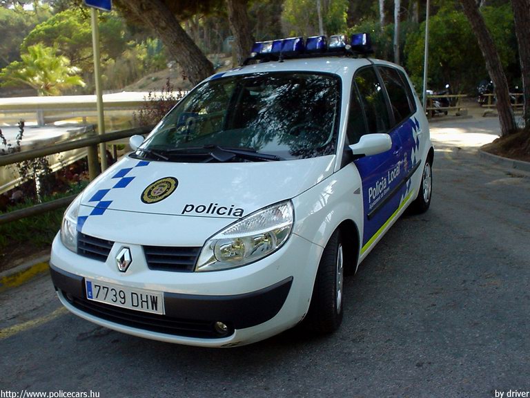 Renault Scenic, fotó: driver
Keywords: rendőr rendőrautó rendőrség spanyol Spanyolország