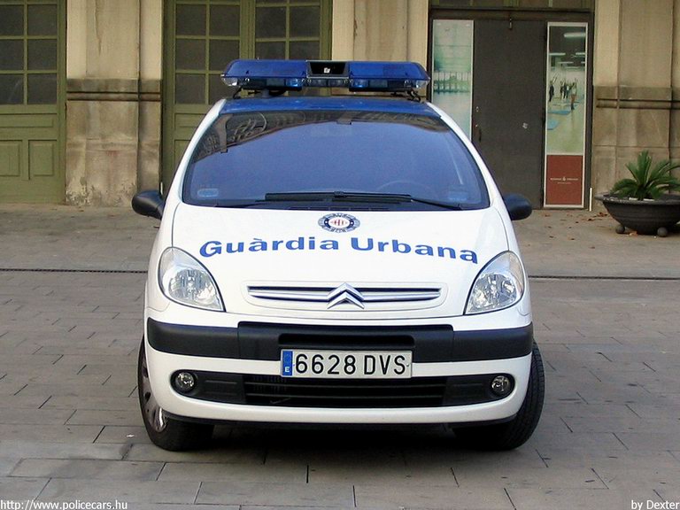 Citroen Xsara Picasso, fotó: Dexter
Keywords: rendőr rendőrautó rendőrség spanyol Spanyolország