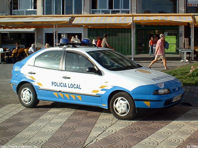 Fiat Brava, fotó: Miky
Keywords: rendőr rendőrautó rendőrség spanyol Spanyolország