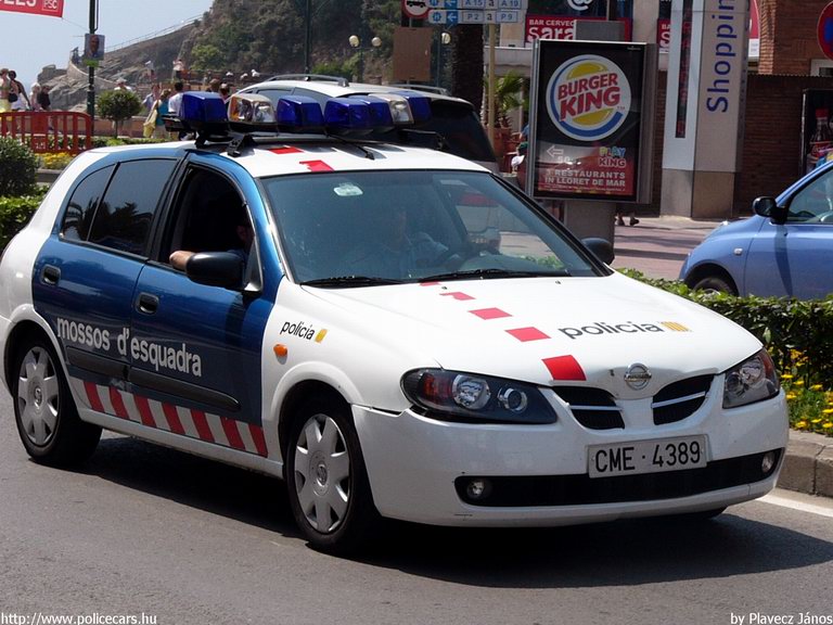 Nissan Almera, fotó: Plavecz János
Keywords: rendőr rendőrautó rendőrség spanyol Spanyolország