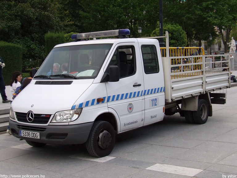 Mercedes Sprinter, fotó: ystuc
Keywords: rendőr rendőrautó rendőrség spanyol Spanyolország