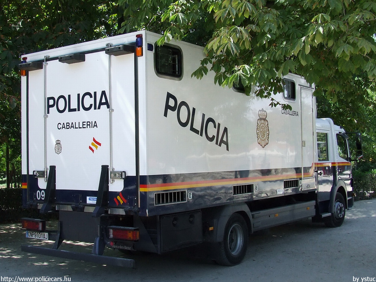 Mercedes Atego, fotó:ystuc
Keywords: rendőr rendőrautó rendőrség spanyol Spanyolország