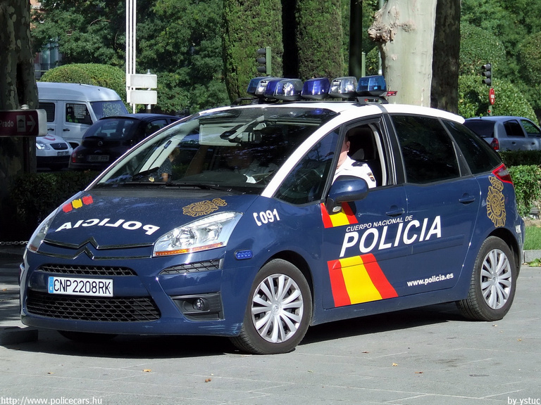 Citroen C4 Picasso, fotó:ystuc
Keywords: rendőr rendőrautó rendőrség spanyol Spanyolország