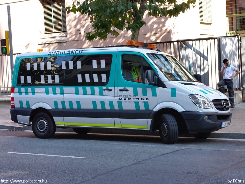 Mercedes-Benz Sprinter II 310 CDI, fotó: PChris
Keywords: mentő mentőautó spanyol Spanyolország