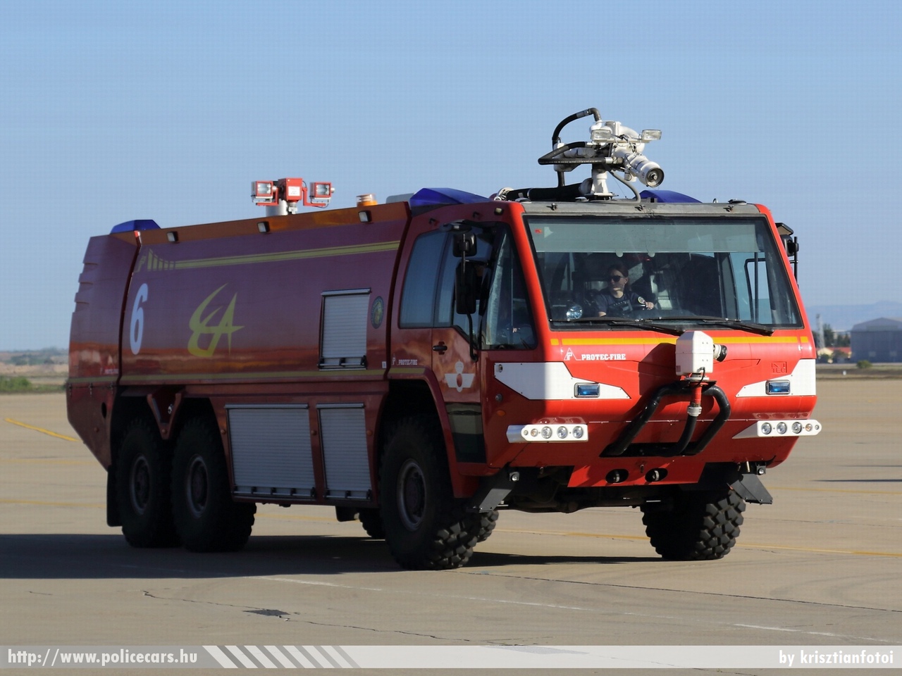 Protec Fire, fotó: krisztianfotoi
Keywords: spanyol Spanyolország tûzoltóság tûzoltó tûzoltóautó reptér katonai military honvédség