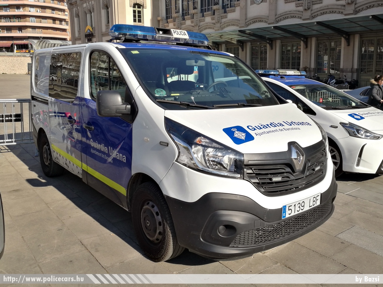 Renault Trafic, Guardia Urbana de Barcelona, fotó: Bazsi
Keywords: spanyol Spanyolország rendőr rendőrautó rendőrség police policecar spanish Spain