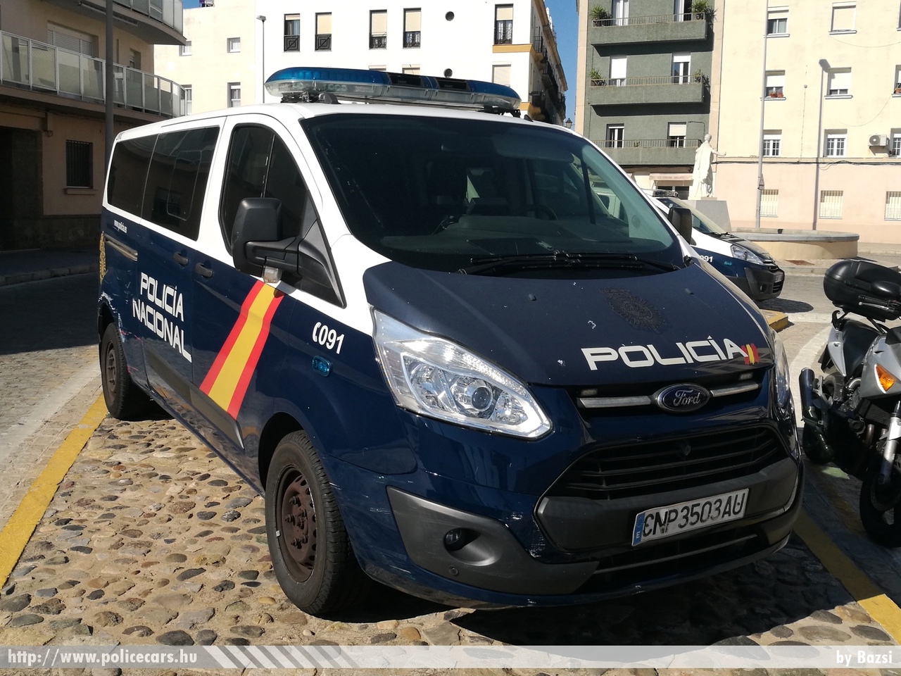 Ford Transit, Policia Nacional, fotó: Bazsi
Keywords: spanyol Spanyolország rendőr rendőrautó rendőrség police policecar spanish Spain