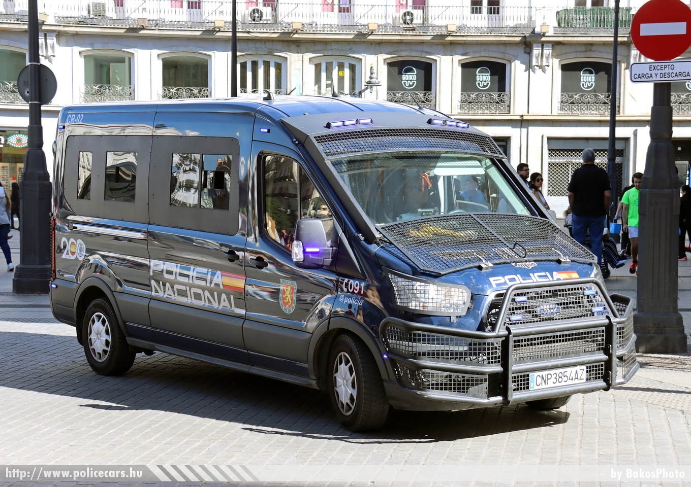 Ford Transit, Policía Nacional España, fotó: BakosPhoto
Keywords: spanyol Spanyolország rendőr rendőrautó rendőrség police policecar spanish Spain