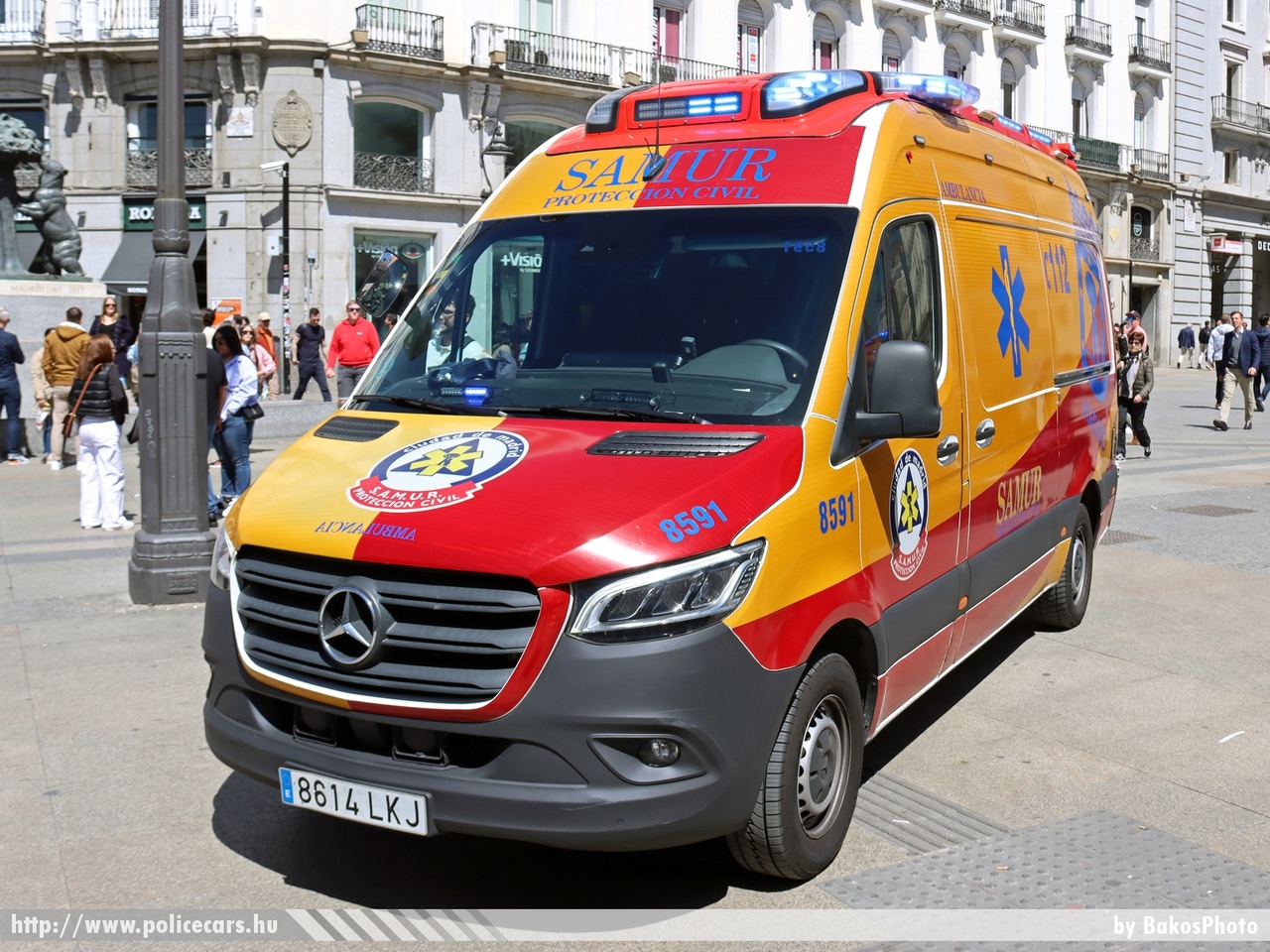 Mercedes Sprinter III, Madrid, SAMUR (Servicio de Asistencia Municipal de Urgencia y Rescate), Ambulancia, fotó: BakosPhoto
Keywords: spanyol Spanyolország mentő mentőautó ambulance spain spanish